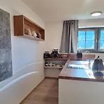 Purpurova Luka Lägenhet